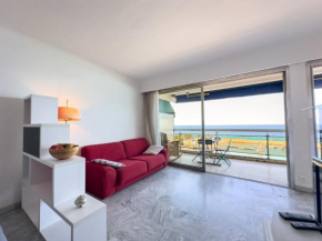 Holiday on the Beach, Bnb Rickeys